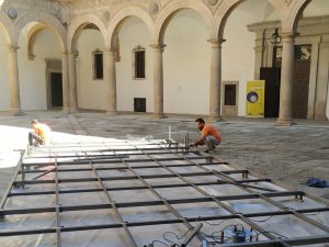 Construcción estructura espacio expositivo Artesanía de Castilla-La Mancha 2022